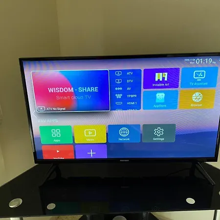 Comfort With Smart Tv & Netflix Homestay szállás *